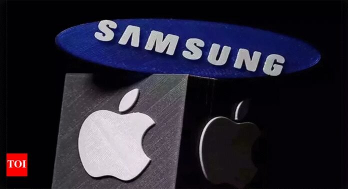 Apple 'promotes' Samsung in China, accidentally shows Samsung foldable phone in ad; Watch full video