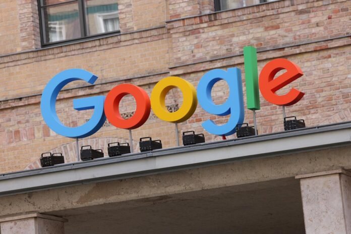 Chrome for iOS makes it easier to switch between work and personal Google accounts