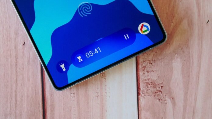 One UI 8 promises expanded Now Bar and cover screen app support at launch