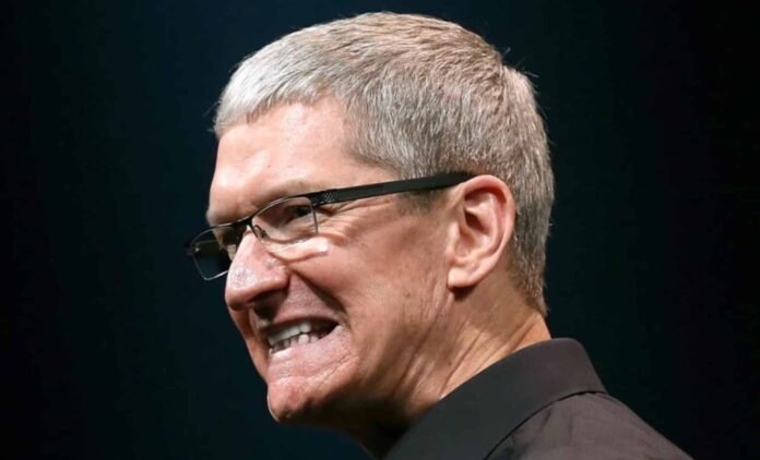 Sam Altman, Elon Musk, and Mark Zuckerberg Announce the End of Smartphones — But Tim Cook Isn't On Board