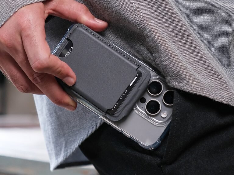 This $65 MagSafe Wallet Can Wirelessly Charge Your Phone and has a Find My Tracker too (Yes, Really)