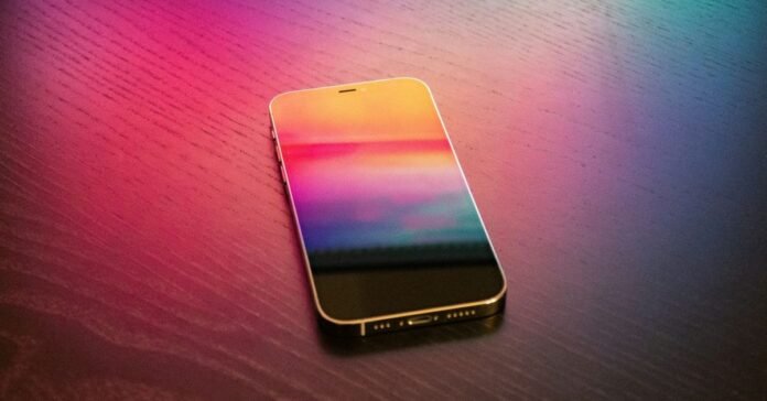Apple plans to give iPhone an Ultra Retina XDR display: report