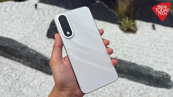 OnePlus Nord 5 available with big discount for limited period: 4 reasons to buy, 1 to skip