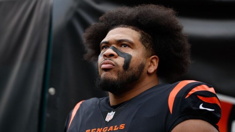The Dallas Cowboys have signed La'el Collins to bolster their injury-plagued offensive line. Collins, an experienced tackle, is expected to provide much-needed depth and support to the team's struggling OL. Can you tell me more about what you're looking for regarding this news, or would you like me to elaborate on how Collins might impact the Cowboys' lineup?