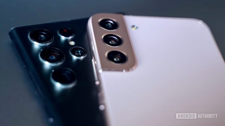 Samsung abruptly halts One UI 8 release for Galaxy S22
